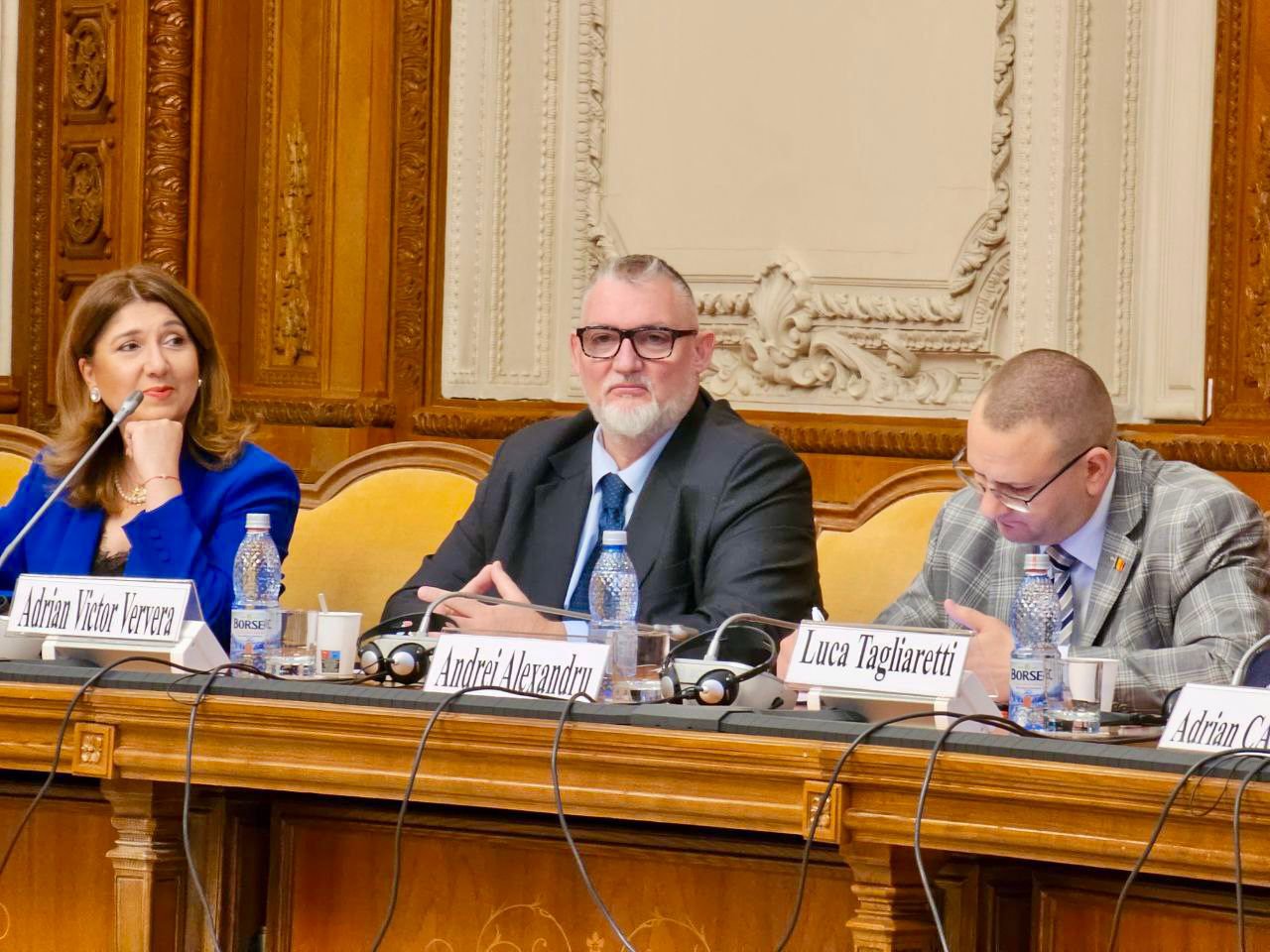 idei care schimbă România.jpg